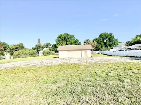 3155 Lakeshore Drive Mount Dora FL 32757