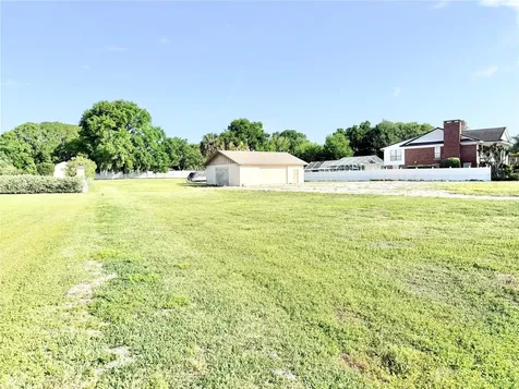 3155 Lakeshore Drive Mount Dora FL 32757