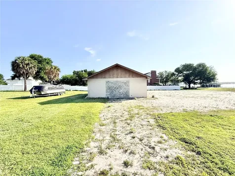 3155 Lakeshore Drive Mount Dora FL 32757