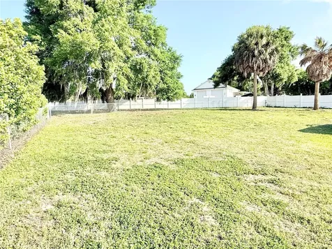 3155 Lakeshore Drive Mount Dora FL 32757
