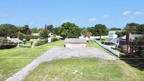 3155 Lakeshore Drive Mount Dora FL 32757