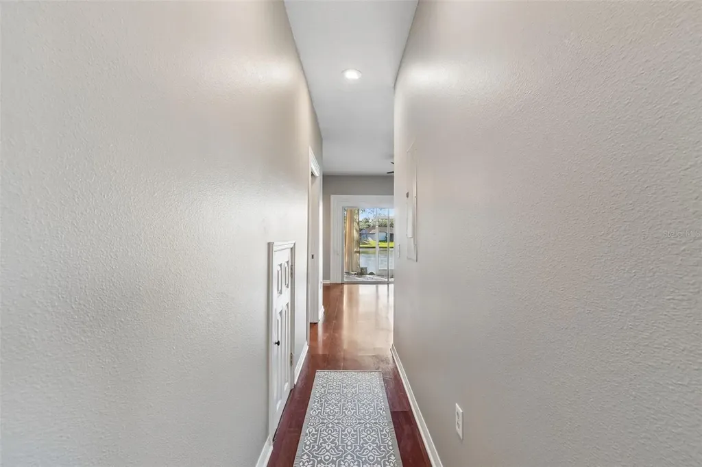 18529 Pebble Lake Court Tampa FL 33647