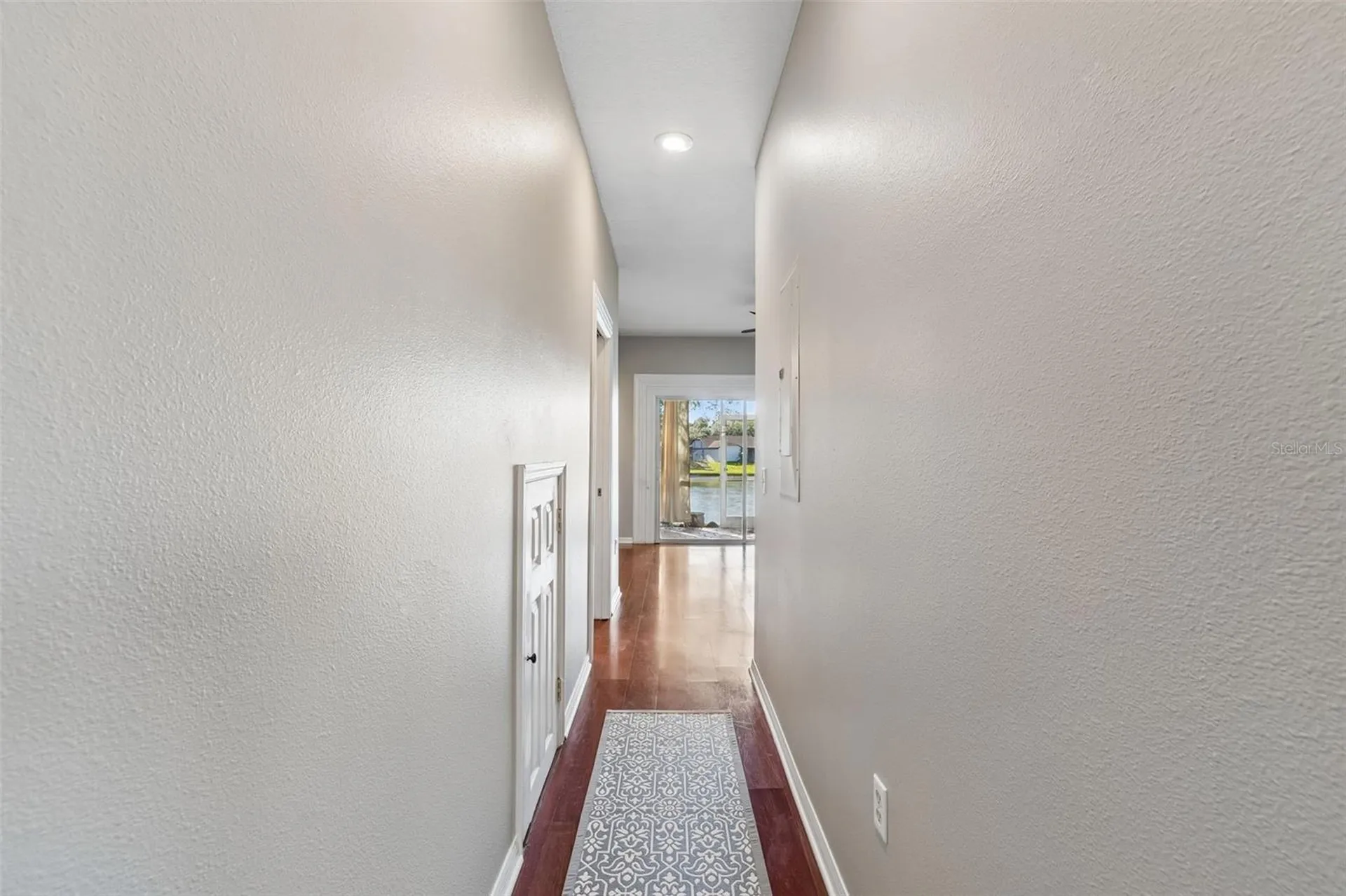 18529 Pebble Lake Court Tampa FL 33647