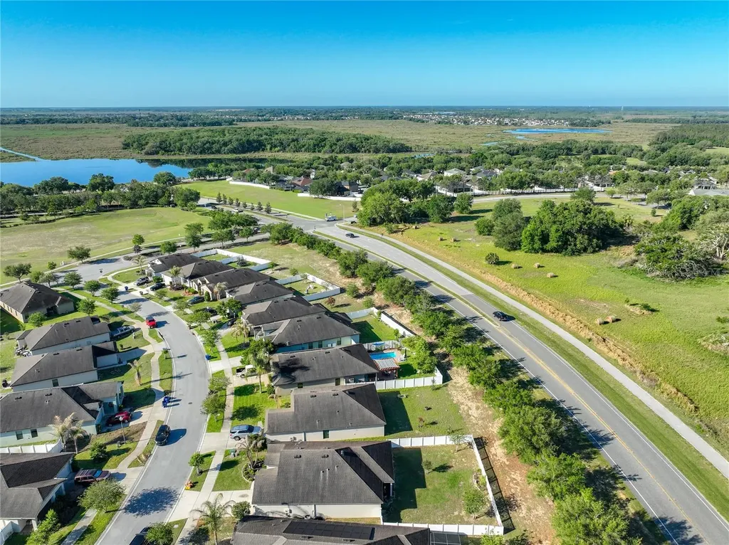 817 Laurel View Way Groveland FL 34736