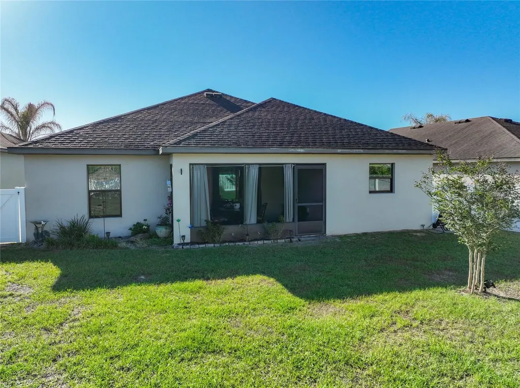 817 Laurel View Way Groveland FL 34736