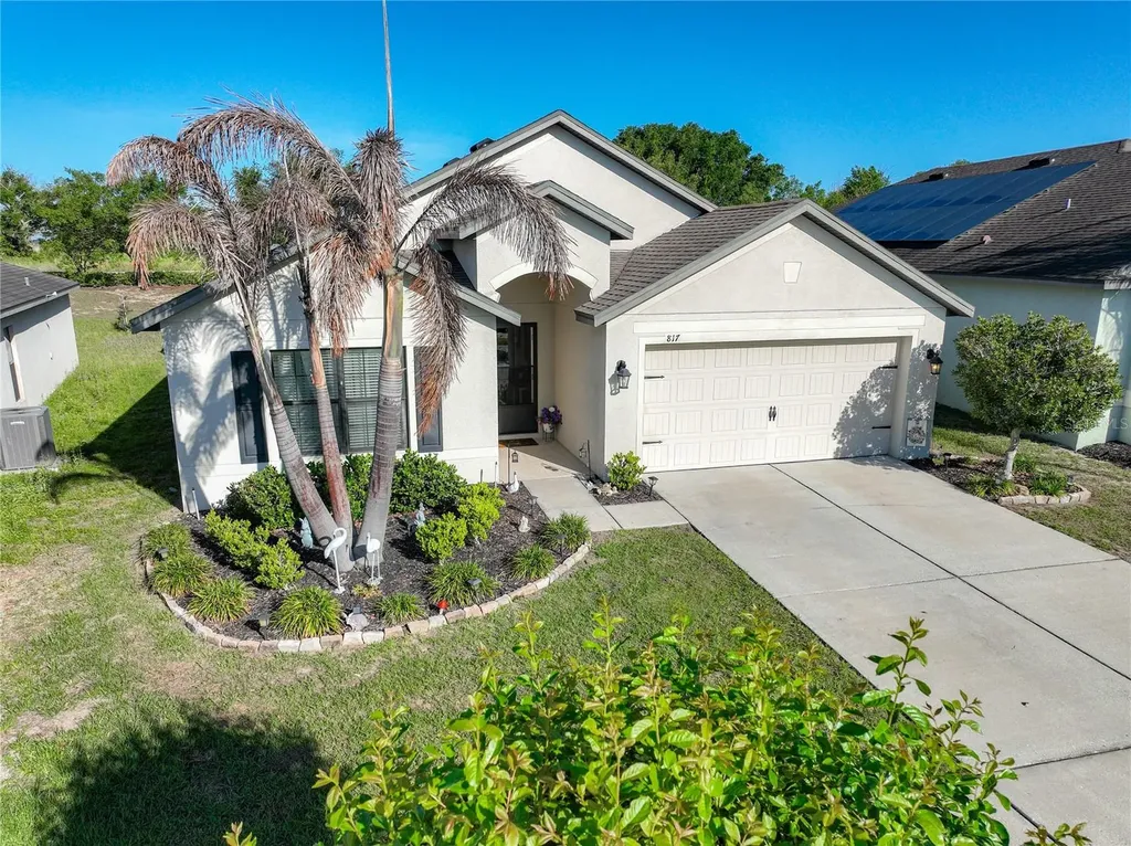 817 Laurel View Way Groveland FL 34736