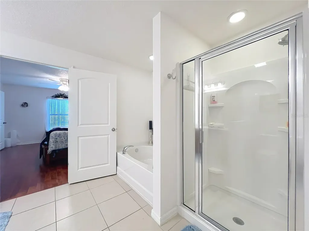 817 Laurel View Way Groveland FL 34736