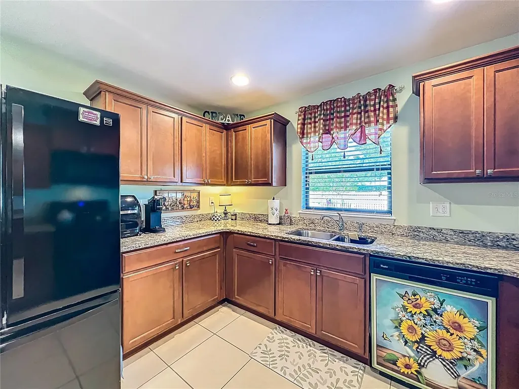 817 Laurel View Way Groveland FL 34736
