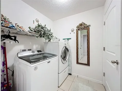 817 Laurel View Way Groveland FL 34736