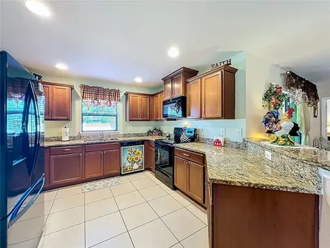 817 Laurel View Way Groveland FL 34736