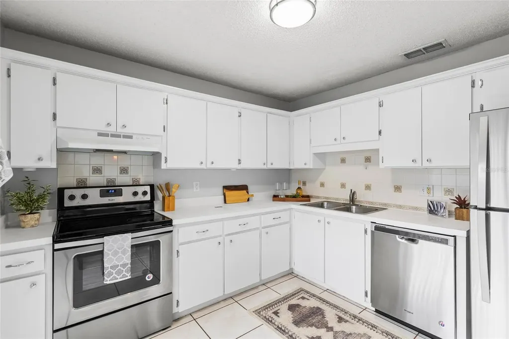7608 Willow Park Drive Temple Terrace FL 33637