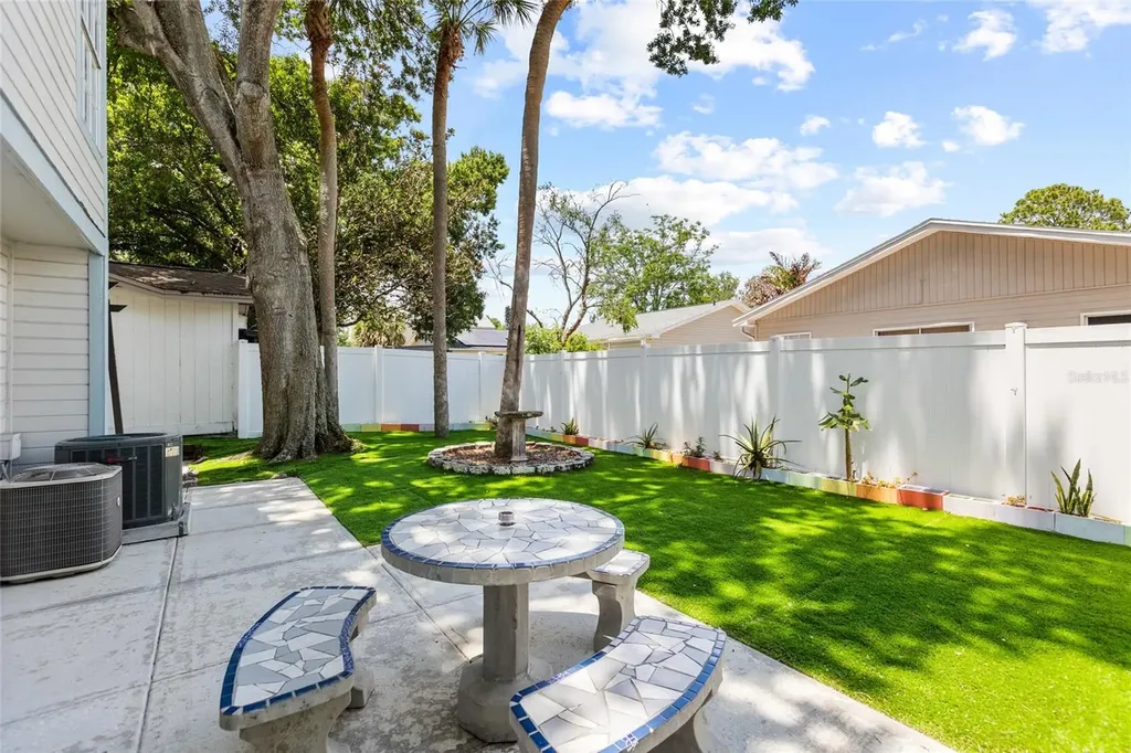 7608 Willow Park Drive Temple Terrace FL 33637