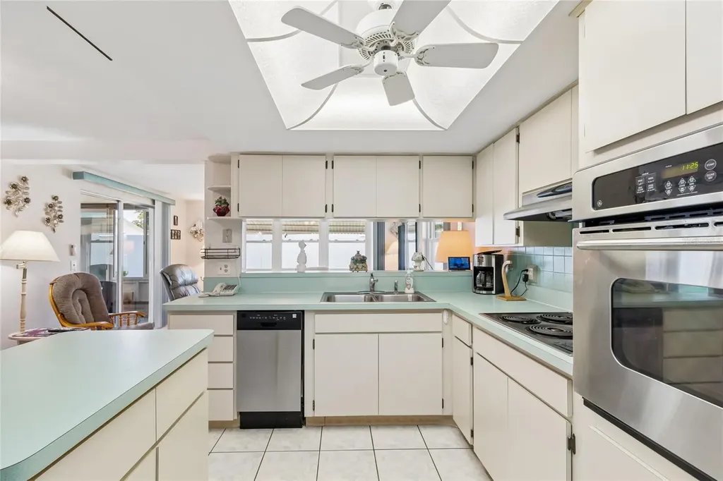 5810 Friedly Avenue New Port Richey FL 34652