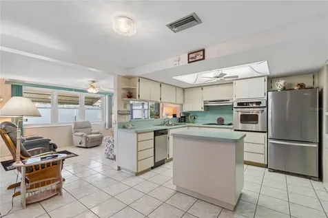 5810 Friedly Avenue New Port Richey FL 34652