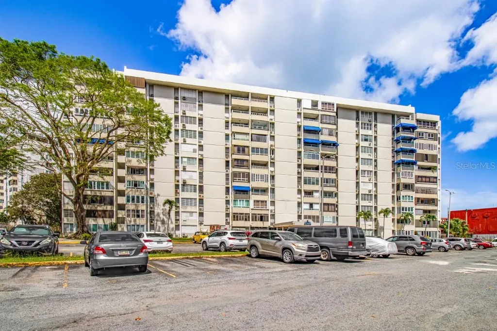 Cond. Laguna Gardens Ii 2 Avenue Laguna Carolina PR 00979