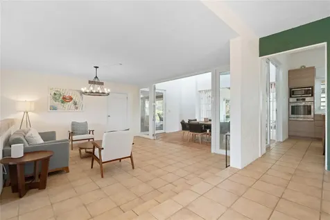 2 Sunset Boulevard Guaynabo PR 00969