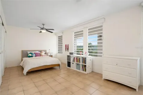 2 Sunset Boulevard Guaynabo PR 00969