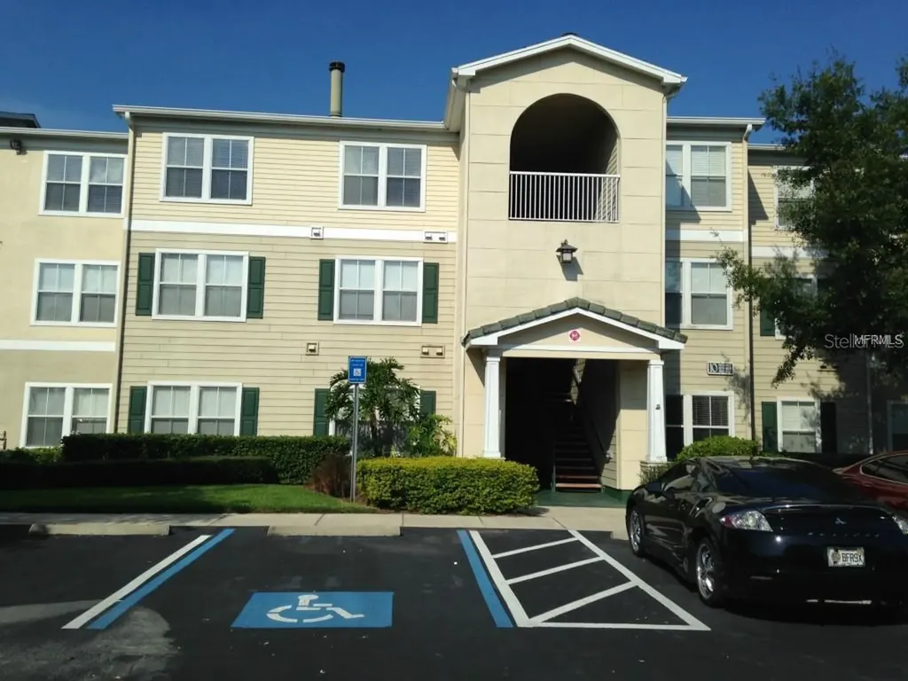 18147 Sterling Gate Circle Tampa FL 33647