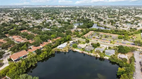 3104 43rd Street W Bradenton FL 34209