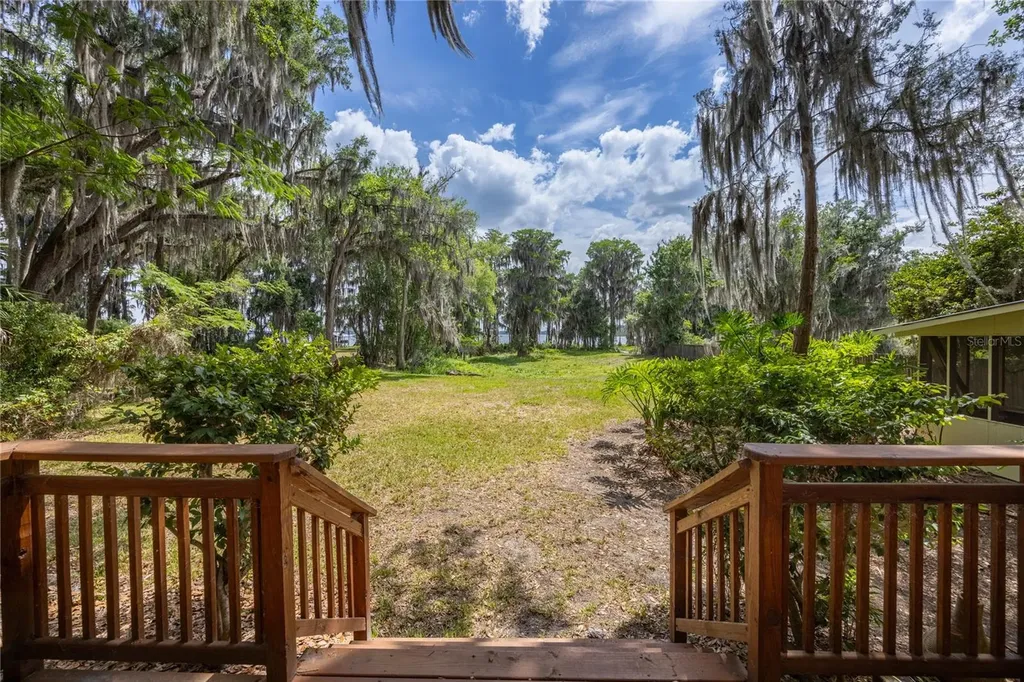 7305 NE 222nd Street Melrose FL 32666