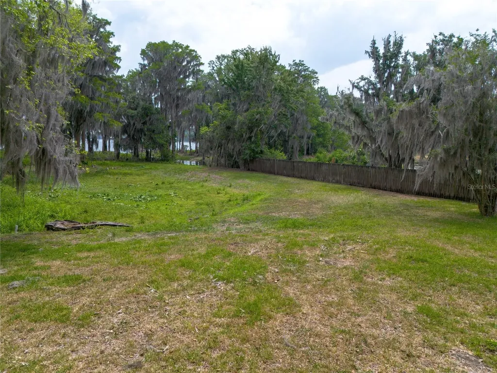 7305 NE 222nd Street Melrose FL 32666