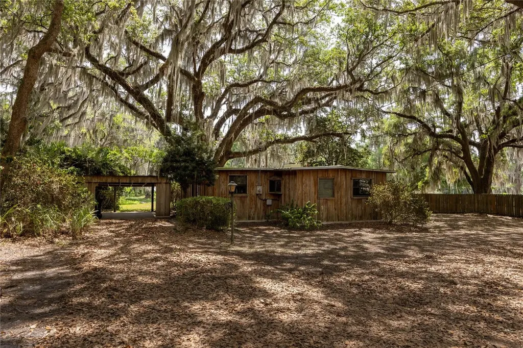 7305 NE 222nd Street Melrose FL 32666