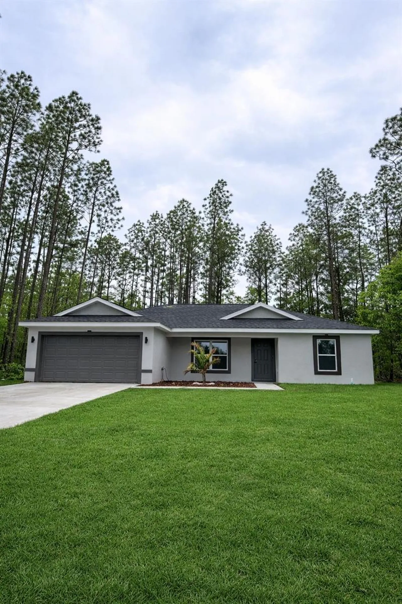 1940 W Quaker Lane Citrus Springs FL 34434