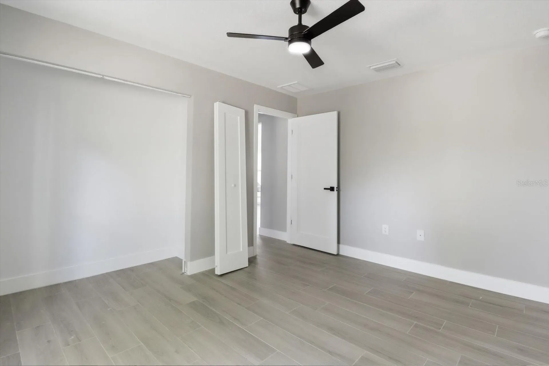 1940 W Quaker Lane Citrus Springs FL 34434