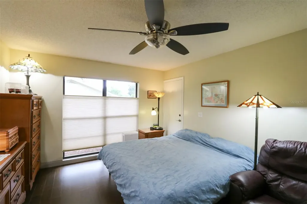 323 Knottwood Court Sun City Center FL 33573