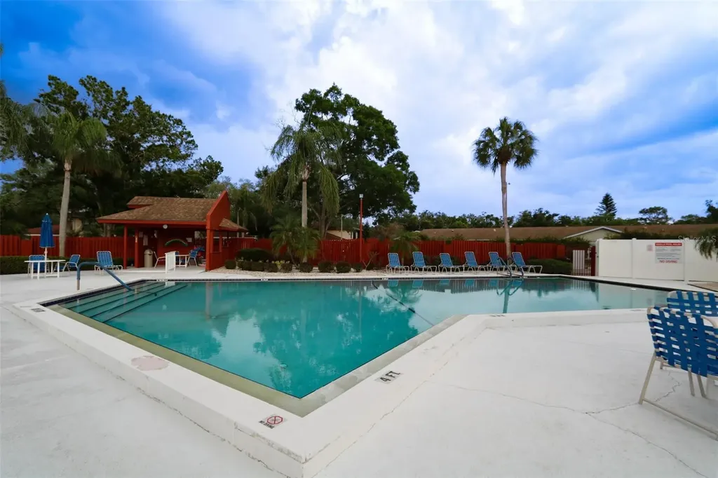 323 Knottwood Court Sun City Center FL 33573