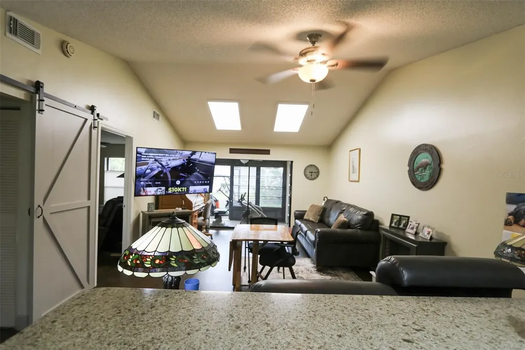 323 Knottwood Court Sun City Center FL 33573