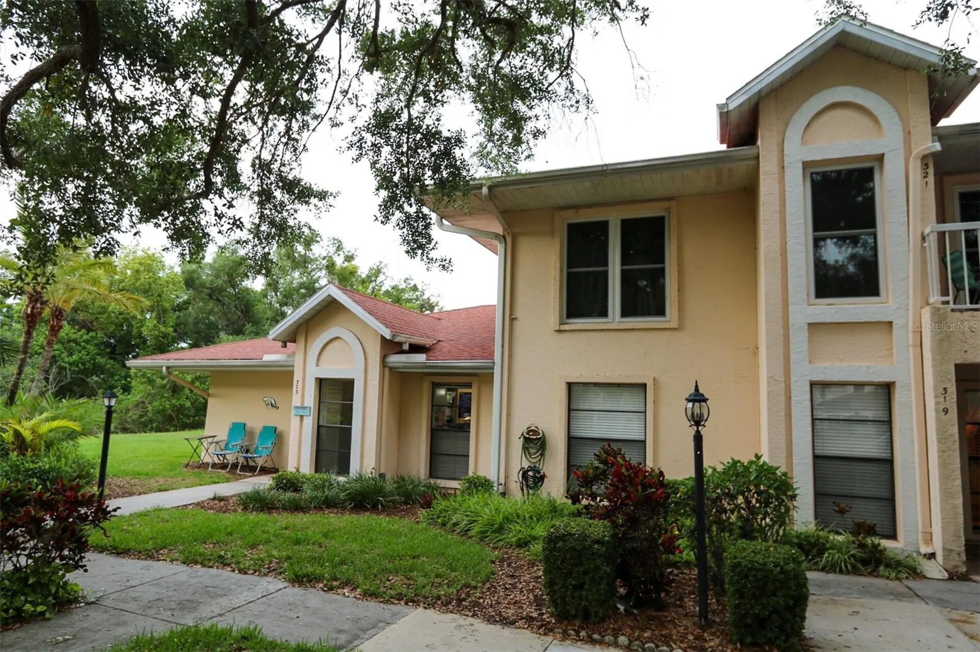 323 Knottwood Court Sun City Center FL 33573