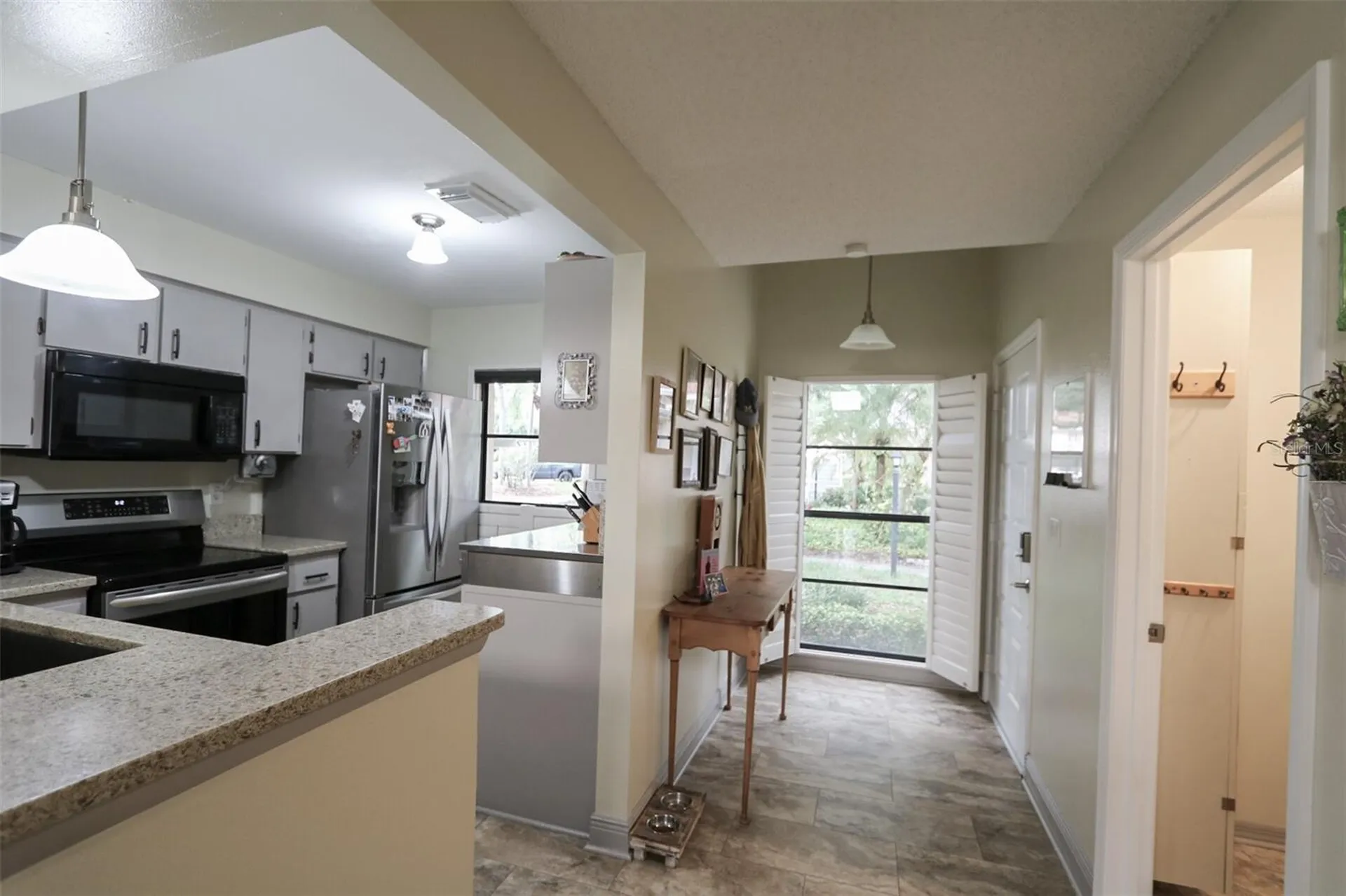 323 Knottwood Court Sun City Center FL 33573