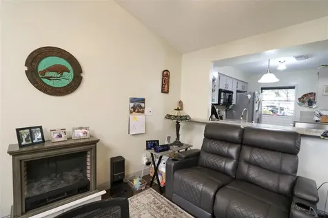 323 Knottwood Court Sun City Center FL 33573