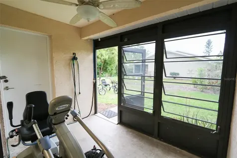 323 Knottwood Court Sun City Center FL 33573