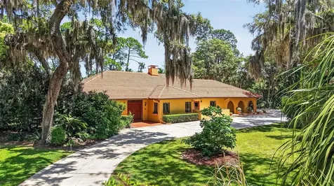 1109 Elysium Boulevard Mount Dora FL 32757