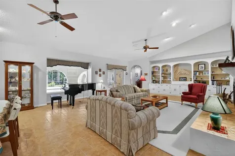 1109 Elysium Boulevard Mount Dora FL 32757