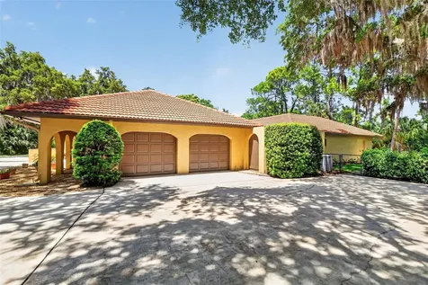 1109 Elysium Boulevard Mount Dora FL 32757