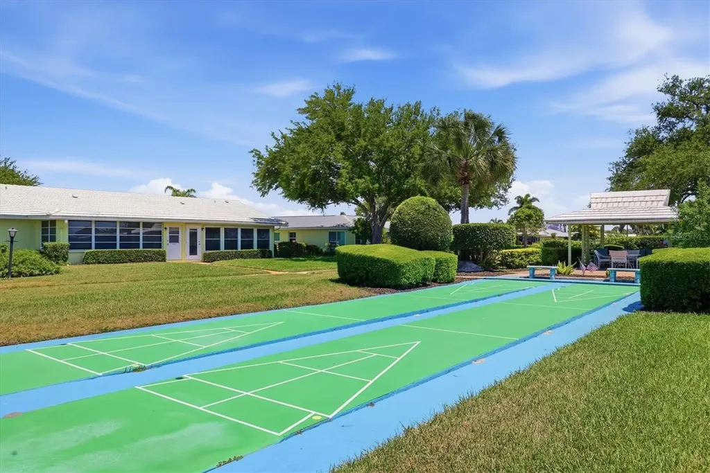 7003 10th Avenue W Bradenton FL 34209