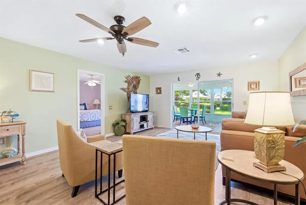 7003 10th Avenue W Bradenton FL 34209