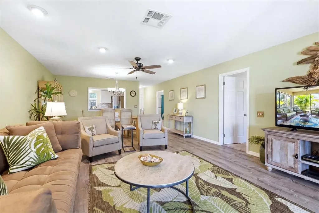 7003 10th Avenue W Bradenton FL 34209