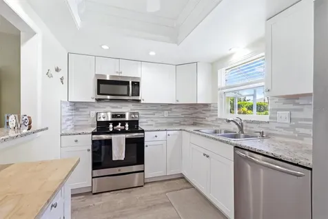 7003 10th Avenue W Bradenton FL 34209
