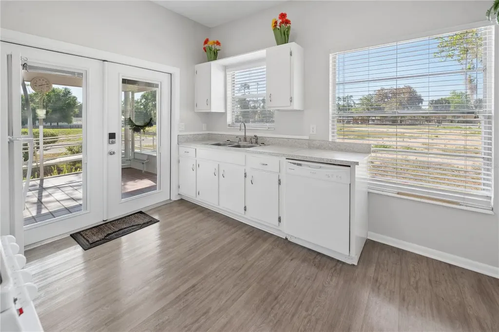 25749 SW 1st Avenue Newberry FL 32669
