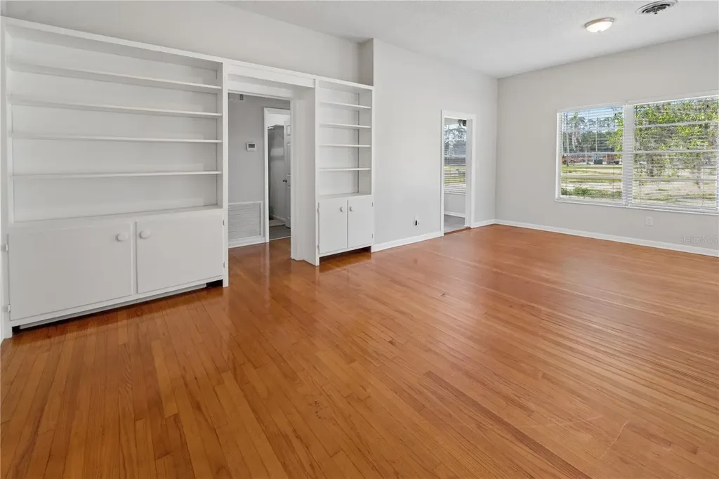 25749 SW 1st Avenue Newberry FL 32669