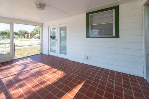 25749 SW 1st Avenue Newberry FL 32669