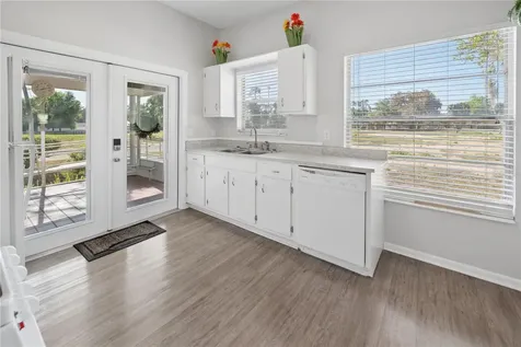 25749 SW 1st Avenue Newberry FL 32669