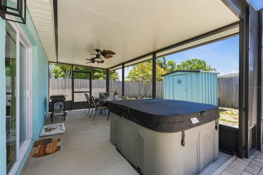 9276 N 79th Avenue Seminole FL 33777