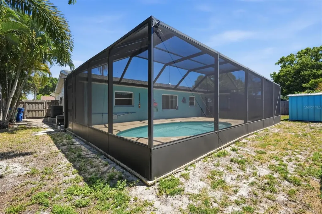 9276 N 79th Avenue Seminole FL 33777