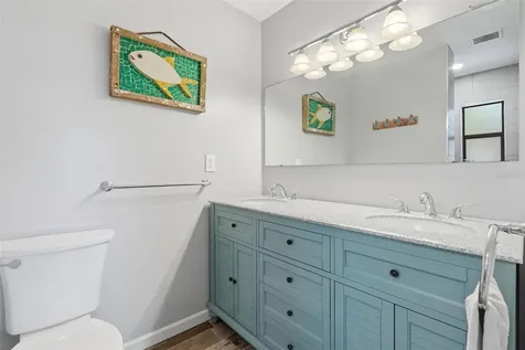 9276 N 79th Avenue Seminole FL 33777