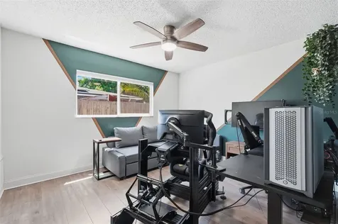 9276 N 79th Avenue Seminole FL 33777